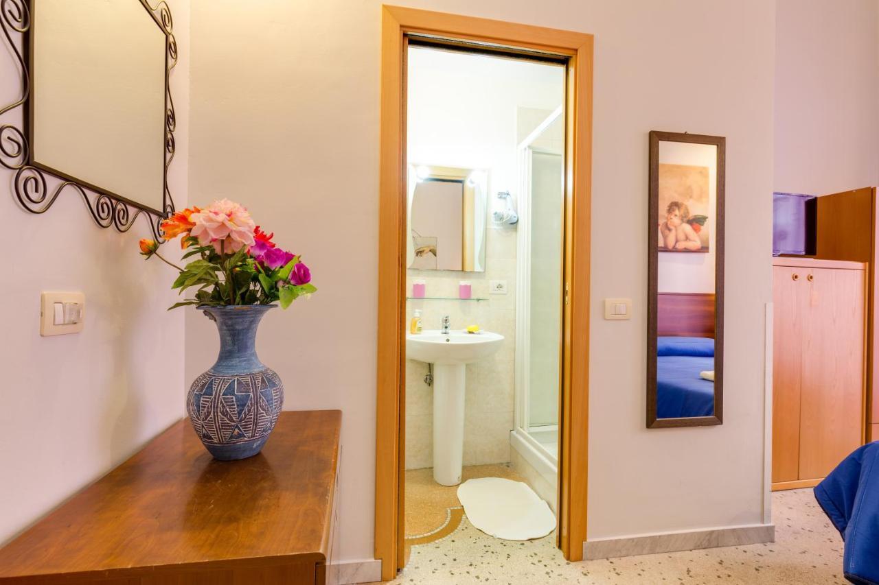 Angolo99 B&B โรม ภายนอก รูปภาพ