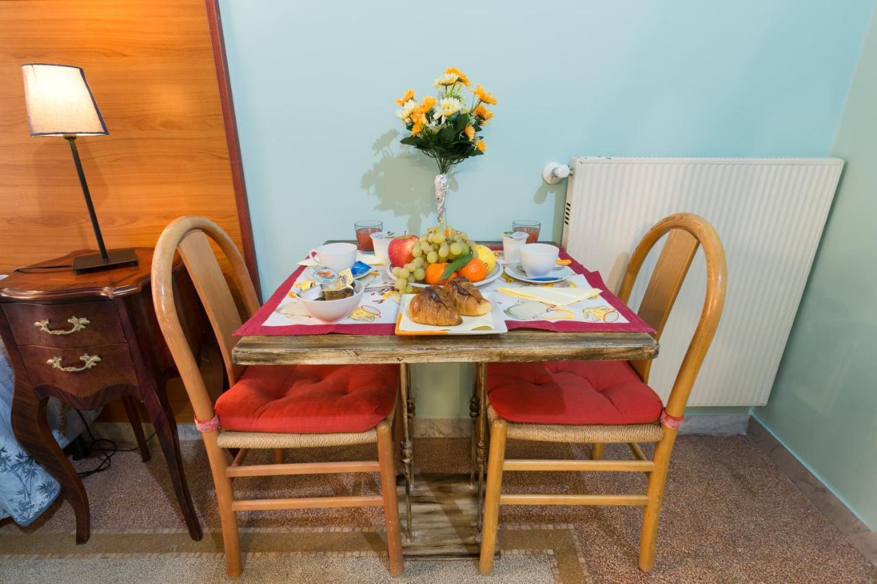 Angolo99 B&B โรม ภายนอก รูปภาพ